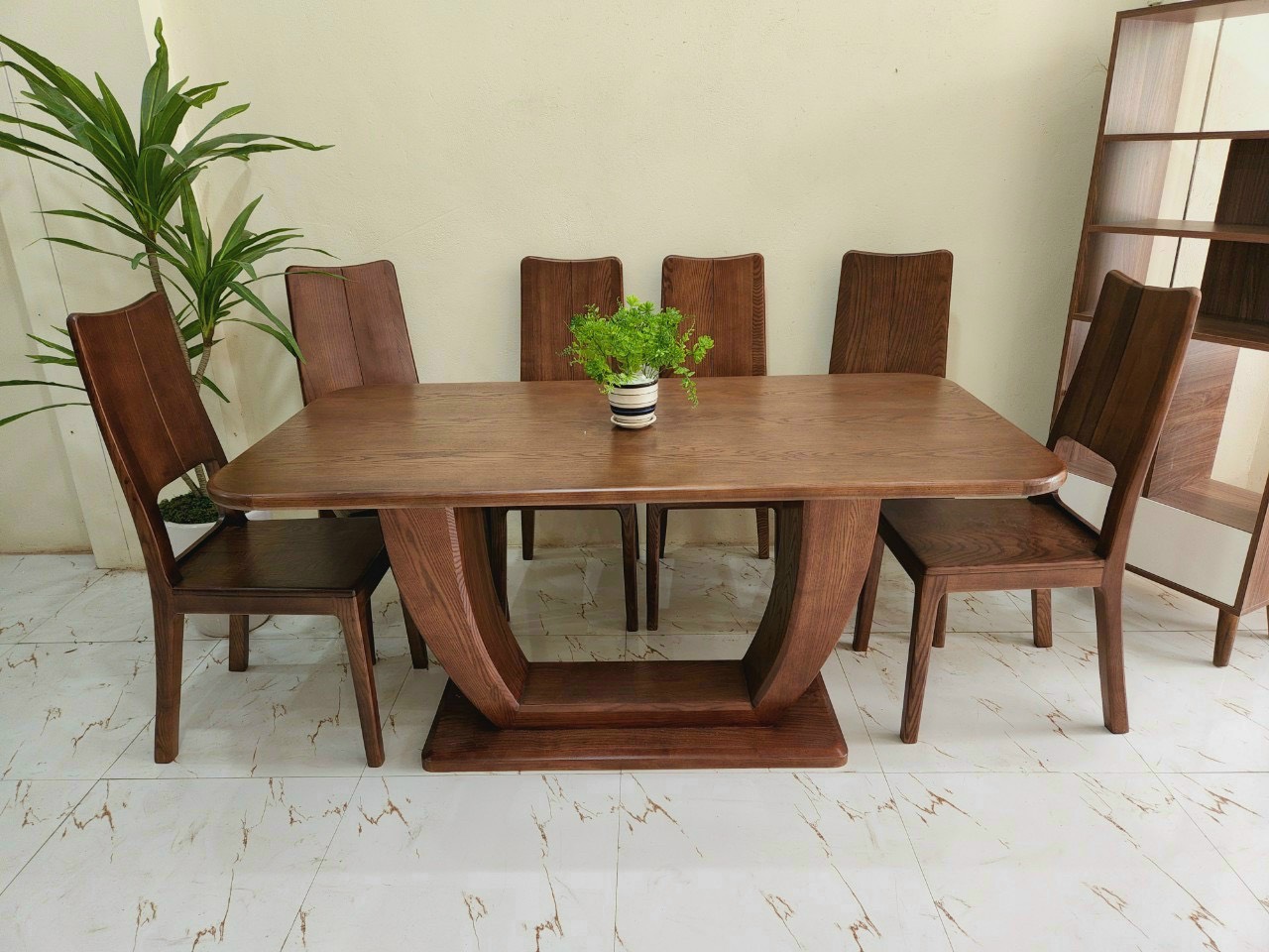 Bộ bàn ăn 6 ghế gỗ sồi nga mẫu mới